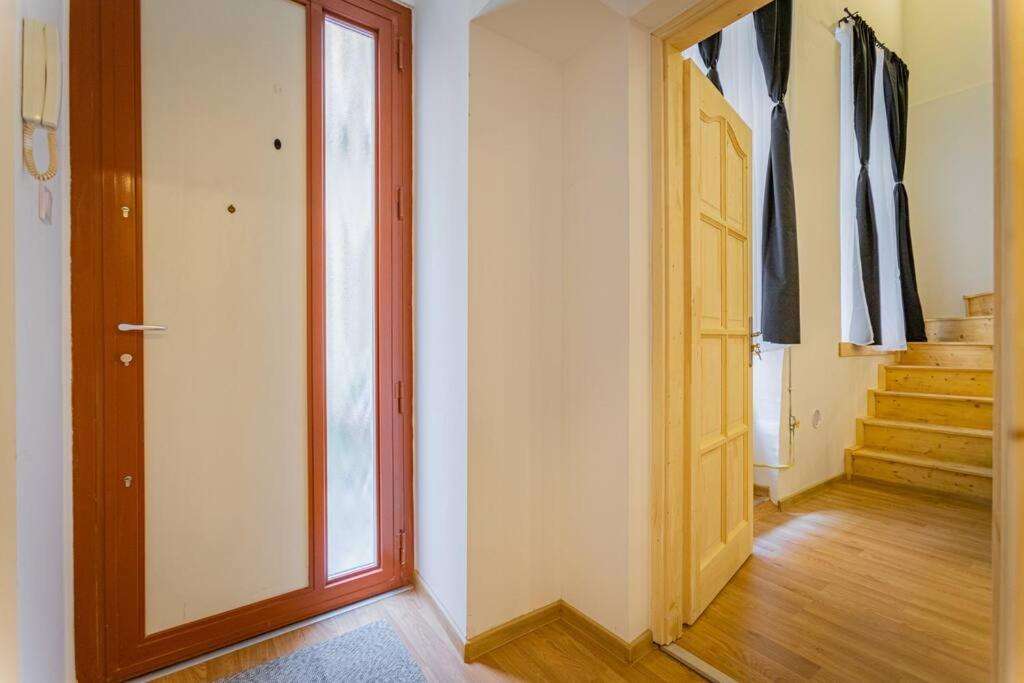 2 Bedroom Flat In The Dob Street, Venus Budapešť Exteriér fotografie